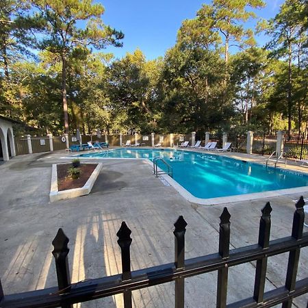 #111 Elaborate Condo Ideal Location 2Brm/2 Parking Hilton Head Island Exterior foto